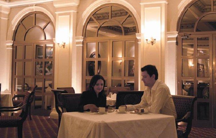 فندق آسفي رويال لاكشري فالي San Pedro Garza Garcia المطعم الصورة A restaurant in Tehran