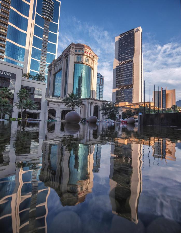 فندق آسفي رويال لاكشري فالي San Pedro Garza Garcia المظهر الخارجي الصورة The Petronas Twin Towers, Kuala Lumpur