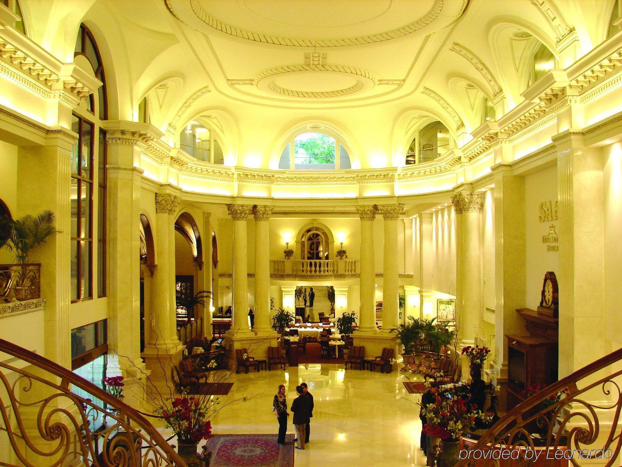 فندق آسفي رويال لاكشري فالي San Pedro Garza Garcia المظهر الداخلي الصورة The lobby of the hotel