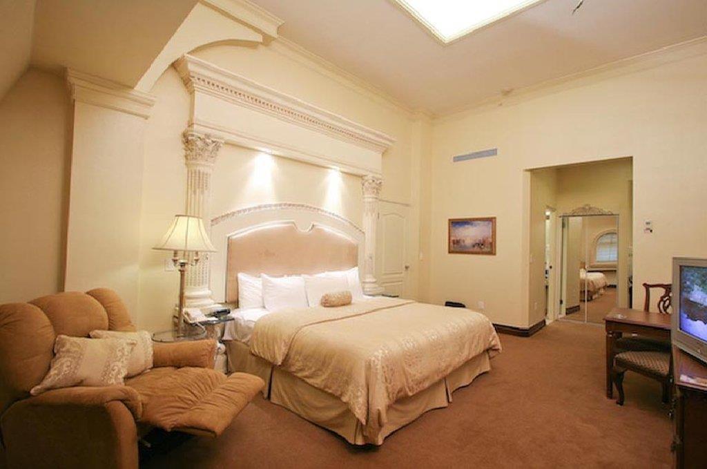 فندق آسفي رويال لاكشري فالي San Pedro Garza Garcia الغرفة الصورة A bedroom at the hotel