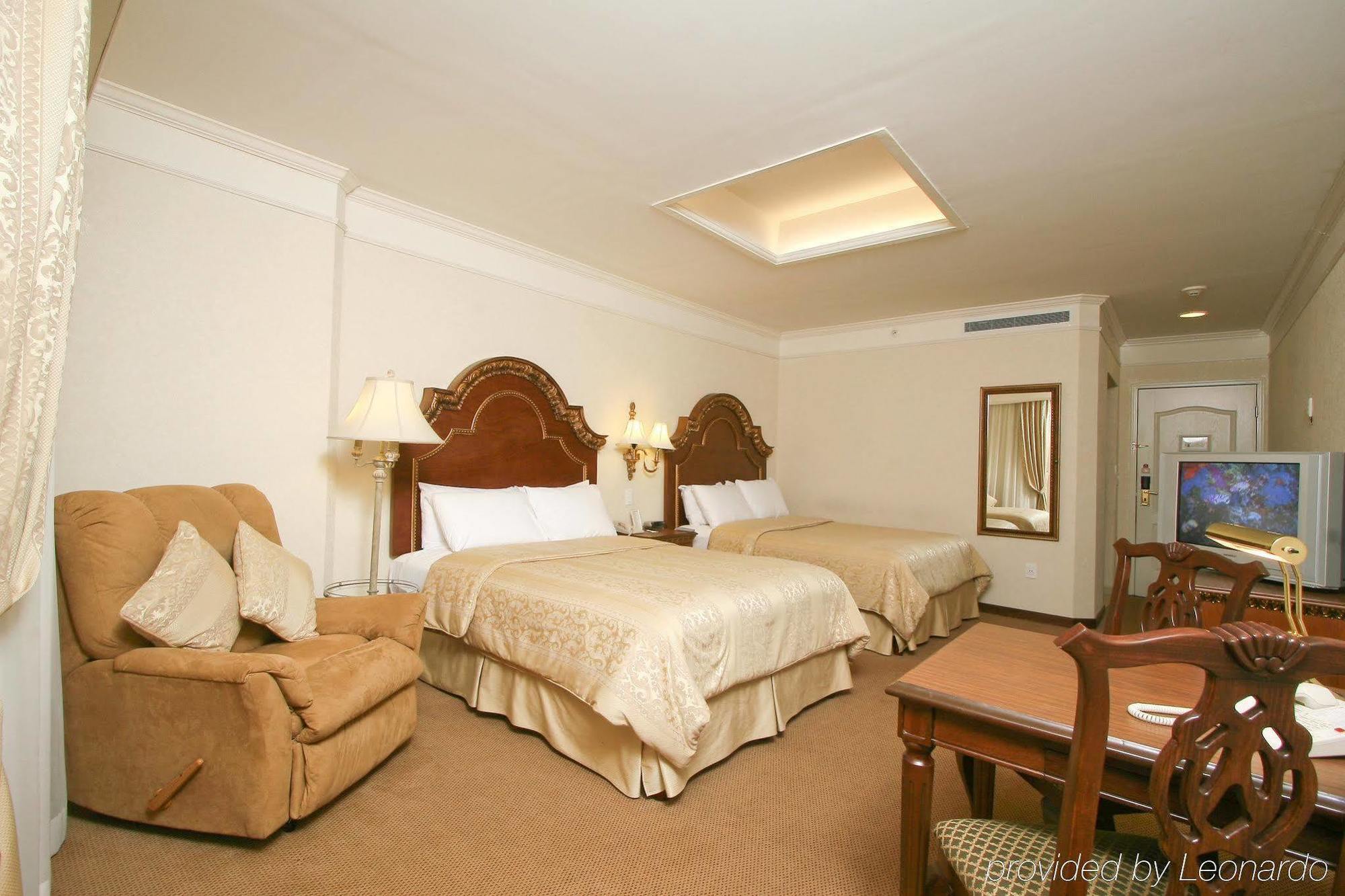 فندق آسفي رويال لاكشري فالي San Pedro Garza Garcia الغرفة الصورة A room at the hotel