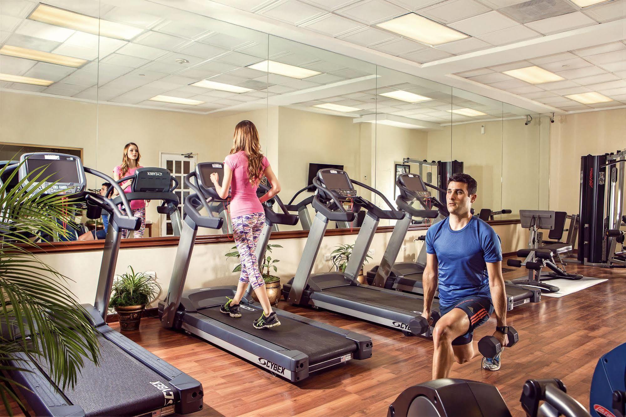 فندق آسفي رويال لاكشري فالي San Pedro Garza Garcia المظهر الخارجي الصورة A gym in the United States